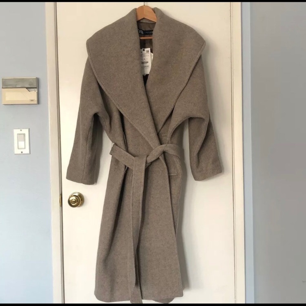 BNWT Zara Beige Shawl Collar Belted Coat - Medium